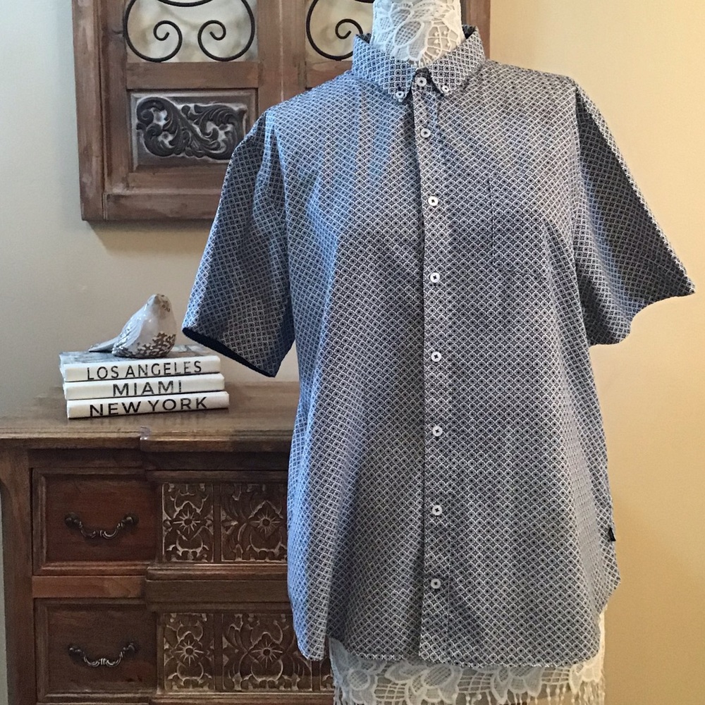 E567 EUC Graham CO. Slim Fit Dress Shirt